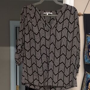 Collective Concepts Black and White Chevron V-Neck Blouse